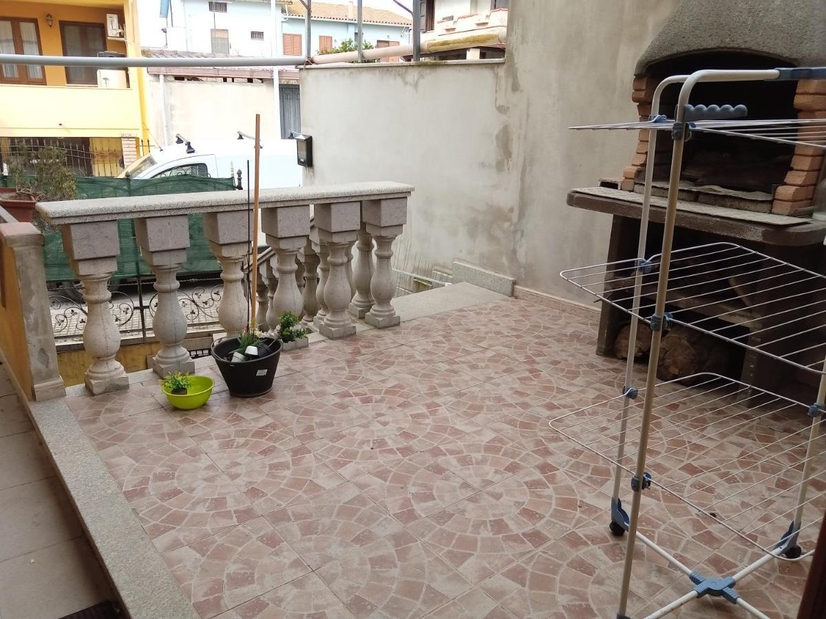 Appartamento San Nicolo d'Arcidano Esterno foto