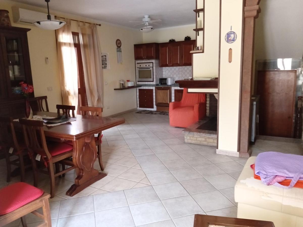 Appartamento San Nicolo d'Arcidano Esterno foto